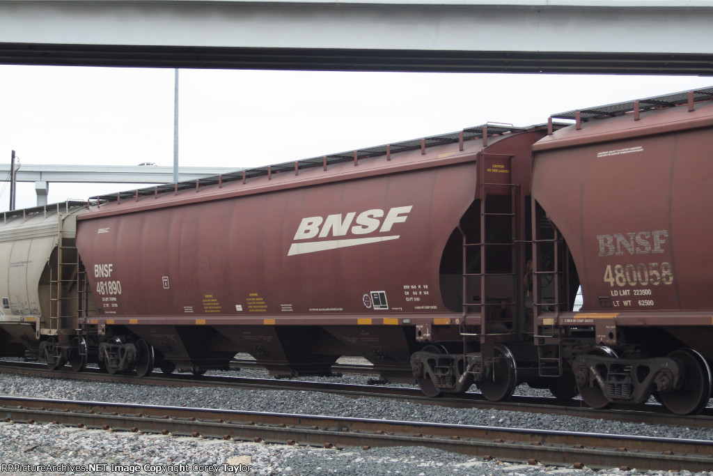 BNSF 481890